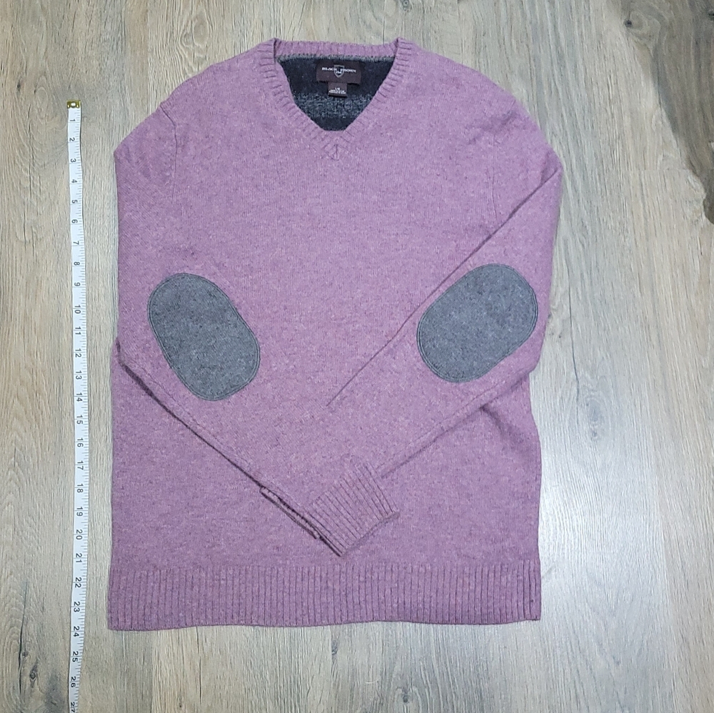 Black Brown 1826 V-Neck Sweater in Purple with Gray Elbow Patches